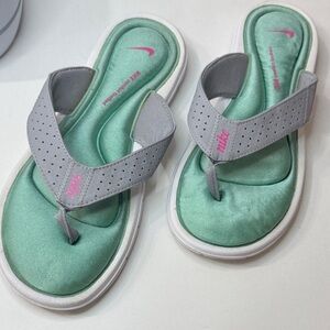 Nike Mint Green and Light Gray Women's Flip Flop Sandals